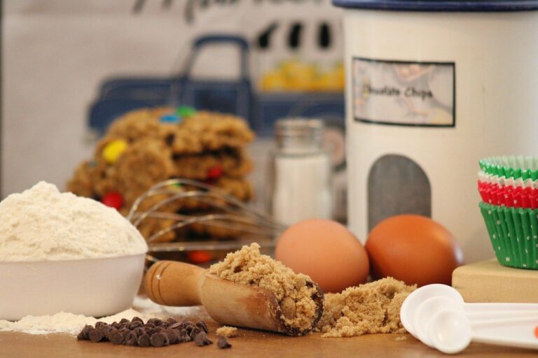 Outdoor Showers: Refreshing Escape