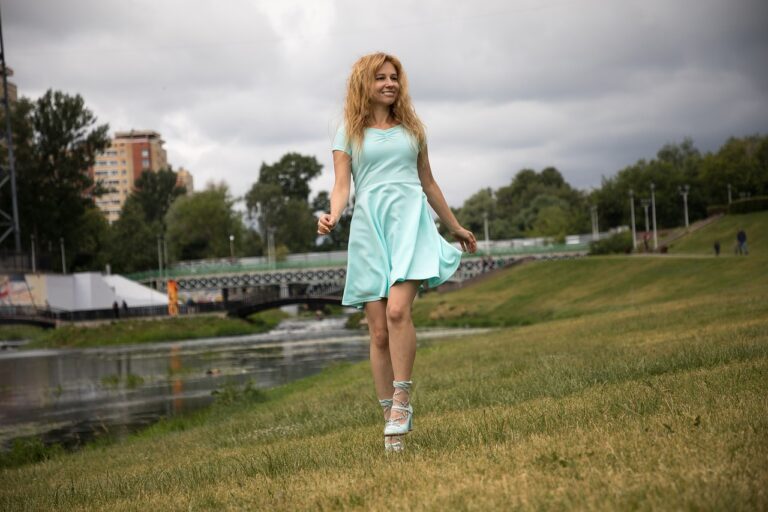 The Intersection of Art and Fashion: Wearable Art in Formal Wear Design